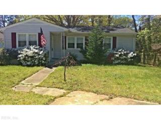 1507 Rokeby Ave, Chesapeake VA  23325-3931 exterior