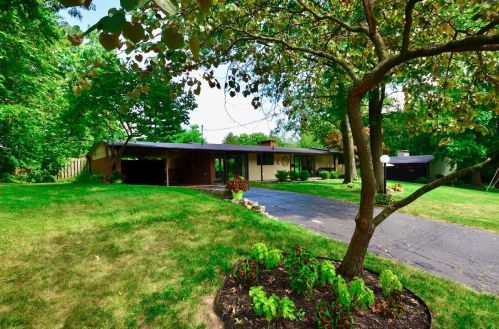1638 Brunnerwood Dr, Cincinnati, OH 45238-3832