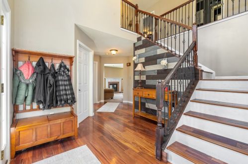 5209 Teakwood Ct, Pittsburgh, PA 15209-1080