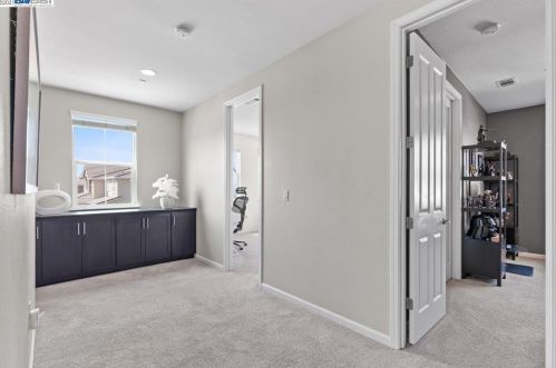 1799 Tramonti Dr, Pleasanton CA  94568-4249 exterior