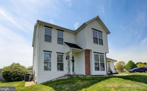 8790 Washington Cir, Hummelstown, PA 17036-8633