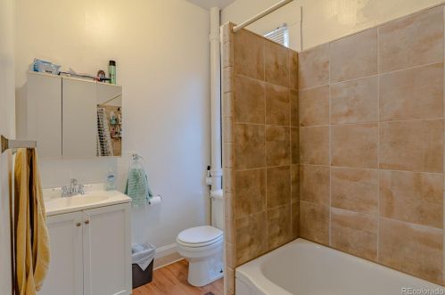 1439 Emerson St, Denver CO 80205-5128 exterior