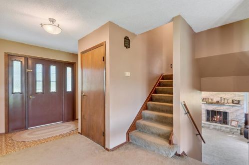255 600, Hebron, IN 46341-9757