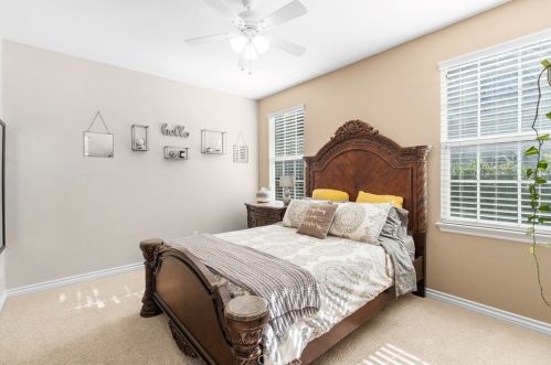 27406 Quincy Ln, Temecula CA  92591-4402 exterior