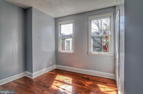 3824 Darien St, Philadelphia PA  19148-0053 exterior