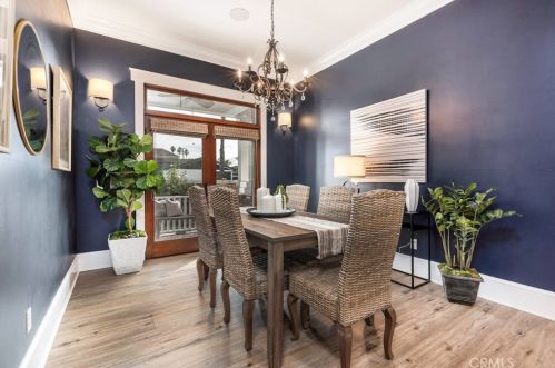 5250 Appian Way, Long Beach CA  90803-1901 exterior