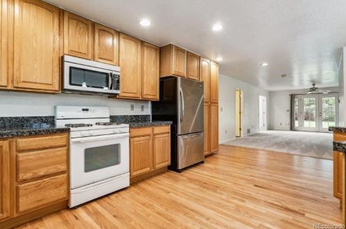 2824 Jackson St, Denver CO 80210-5639 exterior