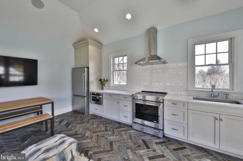 470 Morris Rd, Blue Bell PA 19422-0014 exterior