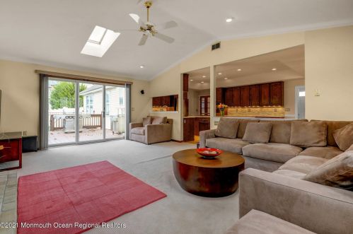 49 Polo Club Dr, East Freehold NJ  07728-8072 exterior