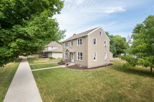 307 1st Ave, Sedan, MN 56334-1303