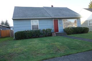 724 5th St, Puyallup, WA 98372-2932