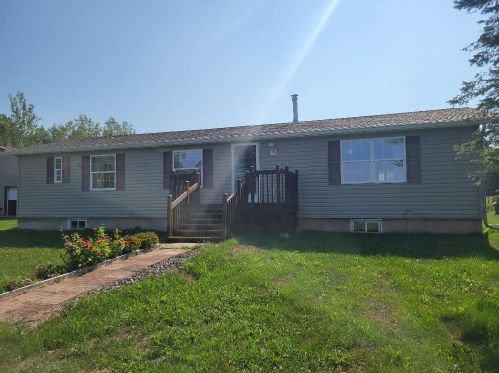 2147 Best Ln, Shell Lake WI 54871-4448 exterior