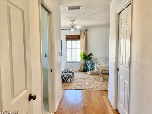 220 Palm Lk Dr, Sanibel FL 33957-5601 exterior