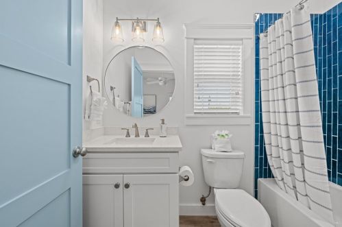 200 Pne Ave, Saint George Island FL  32328-2805 exterior