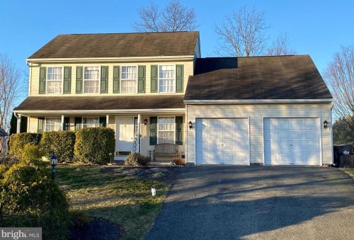 2606 Sweet Briar Ct, Pottstown, PA 19464-1040
