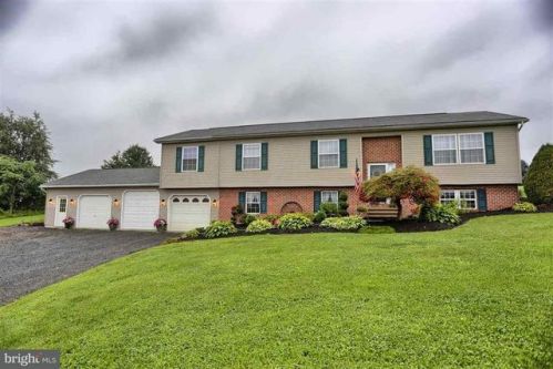 17 Mahanoy Valley Rd, Duncannon PA  17020-8916 exterior
