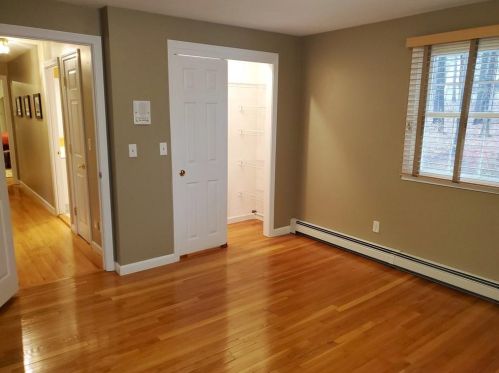 19 Ducarl Dr, Lincoln RI  02865-1320 exterior