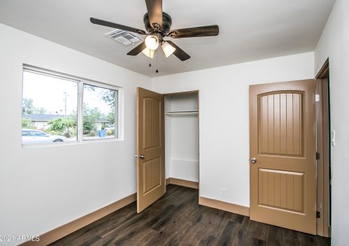 1033 30 Ave, Phoenix AZ 85017-1105 exterior