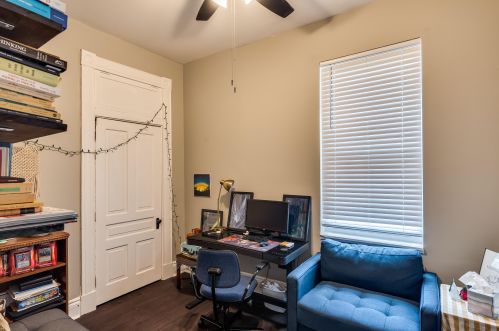 702 Pike St, Covington KY 41011-2126 exterior