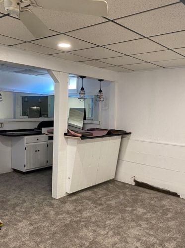 31 David St, Chicopee MA 01020-3703 exterior