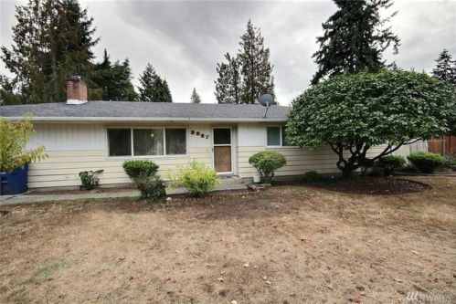 3227 202nd St, Seattle, WA 98198-5749