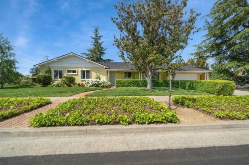 897 Helena Dr, Sunnyvale, CA 94087-4124
