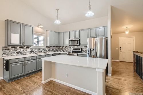 3993 Perth St, Denver CO 80013-7490 exterior