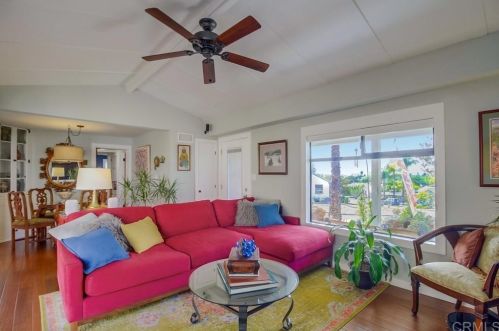 4117 Blackton Dr, La Mesa CA 91941-7512 exterior