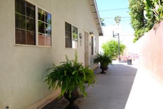 1517 Commonwealth Ave, Los Angeles CA  90027-5513 exterior
