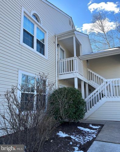 1808 Beacon Hill Dr, Southampton, PA 18966-2539