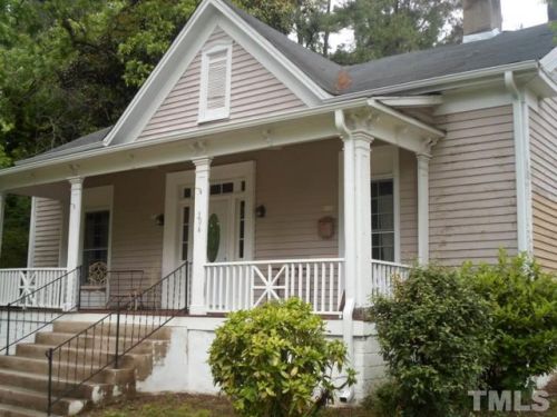 304 Wilcox St, Warrenton, NC 27589-1736