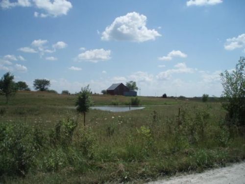 477 Colorado Rd, Williamsburg, KS 66095-8026