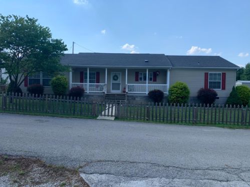 121 Lee St, Lynx, OH 45693-9342