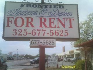 517 Leggett Dr, Abilene TX  79605-1635 exterior