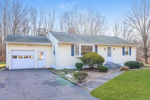 37 Harrison Rd, North Branford, CT 06471-1308