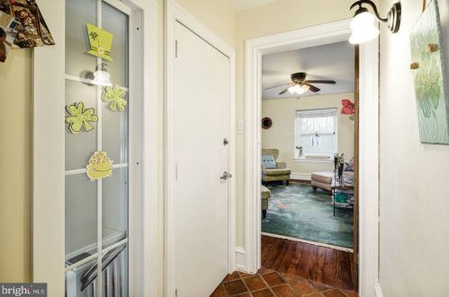 7317 Bryan St, Philadelphia PA 19119-1634 exterior