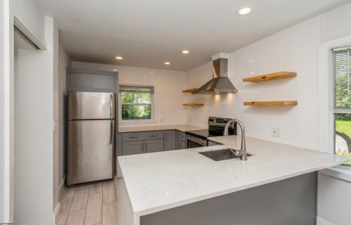 19 Dayton Cres, Bernardsville NJ  07924-2742 exterior