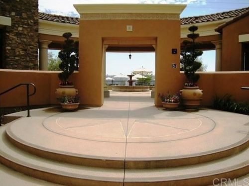 2822 Escala Cir, San Diego CA 92108-6722 exterior