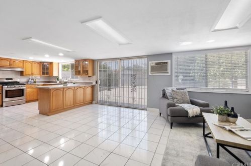 8191 Somers Dr, Anaheim CA  92804-6765 exterior