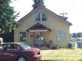 2204 F St, Washougal, WA 98671-1635