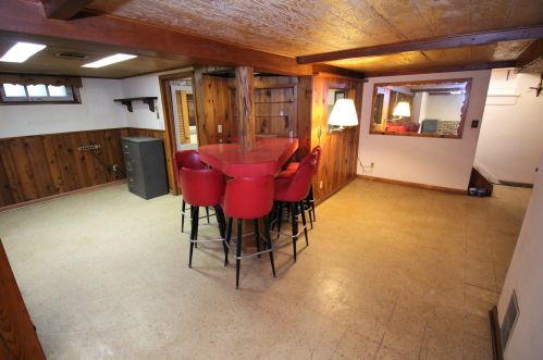 5012 Beloit Rd, Milwaukee WI 53214-5332 exterior