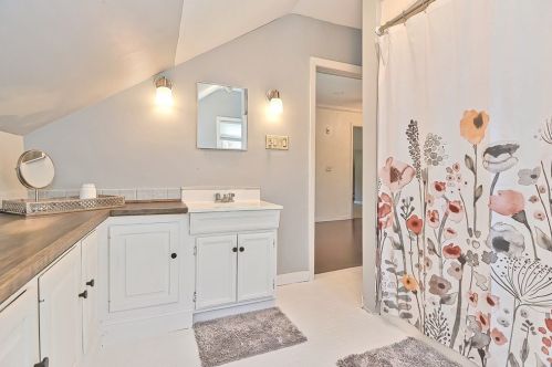 1225 South St, Wrentham MA  02093-1595 exterior