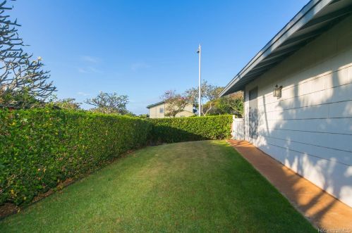 921285 Kikaha St, Kapolei, HI 96707-1553
