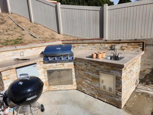 494 Arroyo Seco Dr, San Diego CA  92114-5835 exterior