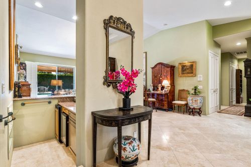 824 Avenida Palmas, Palm Springs CA  92262-5708 exterior
