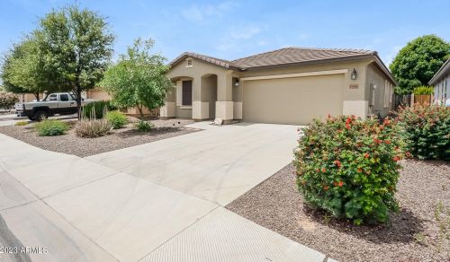 37966 Beverly Ave, San Tan Valley AZ  85140-4400 exterior