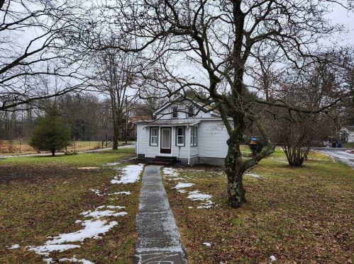 50 Salisbury Tpke, Rhinebeck, NY 12572-3016