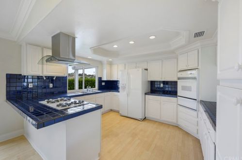 1024 Aspenwood Cir, Anaheim CA  92807-5014 exterior