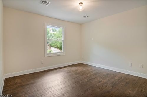 172 Franklin Rd, Parsippany NJ  07834-1537 exterior
