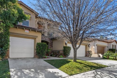42 Via De La Valle, Lake Elsinore, CA 92532-0138